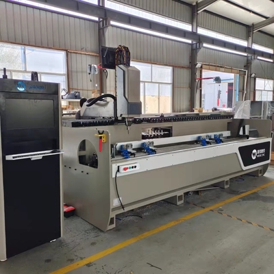 Máquina de fabricação de portas de janelas de alumínio Centro de usinagem CNC para perfuração