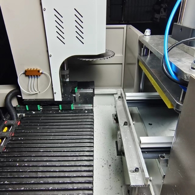 Máquina de fresagem de acabamento de alumínio de 3 eixos Máquina de porta de janela