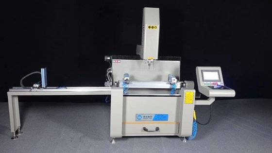 Máquina de perfuração CNC de perfis de liga de 800 mm com controlo de 3 eixos