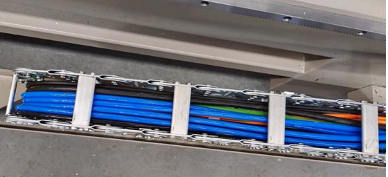 Perfil de alumínio Máquina de serração automática lâmina de serra de diâmetro 500 mm Corte de 45 e 90 graus