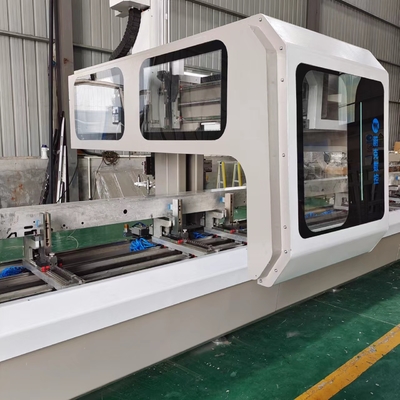 Centros de trabalho CNC de alumínio com 4 eixos controlados para máquinas de portas de janelas