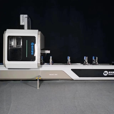 Centro de processamento de perfis de alumínio CNC de 4 eixos para perfuração, fresagem e fresagem de extremos
