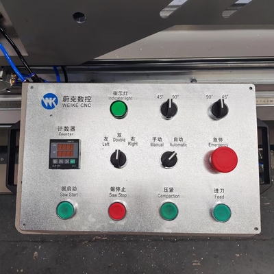 a janela de alumínio e a porta de 4000mm que fazem a máquina o corte principal dobro automático viram