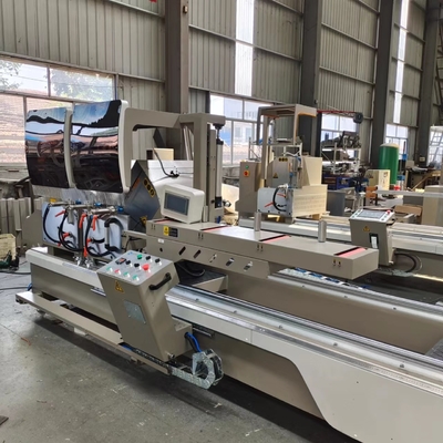 a janela de alumínio e a porta de 4000mm que fazem a máquina o corte principal dobro automático viram