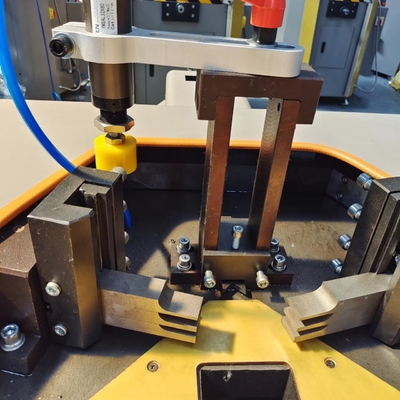 Máquina de Crimping de Esquina Hidráulica de 160 mm Máquina de Fazer Portas de Janela de Alumínio
