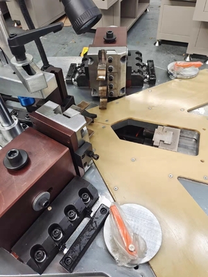 160Z Corner Crimping Machine Alumínio Corner Crimper para porta de janela