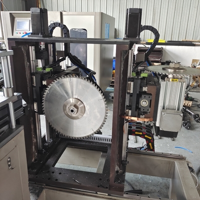 Máquinas de fresagem de extremos CNC de 5 eixos para perfis de vidro de alumínio