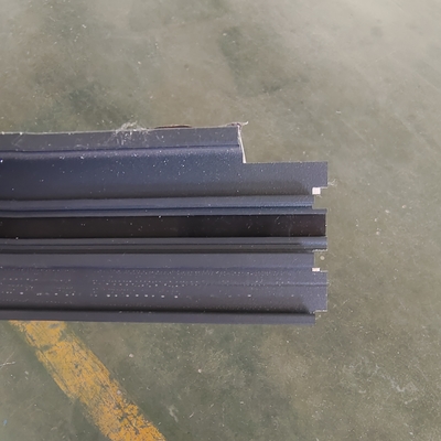 Máquina de fresagem CNC de ponta de alta eficiência para porta de janela de alumínio e parede de cortina