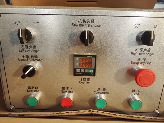 Máquina de corte automática de perfis de alumínio