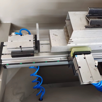 Máquina de perfuração e fresagem CNC de cabeça dupla de 1500 mm Máquina de roteador de cópia Máquina de fabricação de portas de janelas CNC