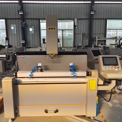 1200 mm 3 eixos CNC máquina de perfuração fresagem de alumínio e PVC máquina de fabricação de portas de janela com mesa de flip