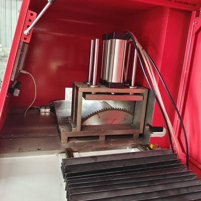 Controlos numéricos de serras de medição CNC UPVC de cabeça única 2800r/min