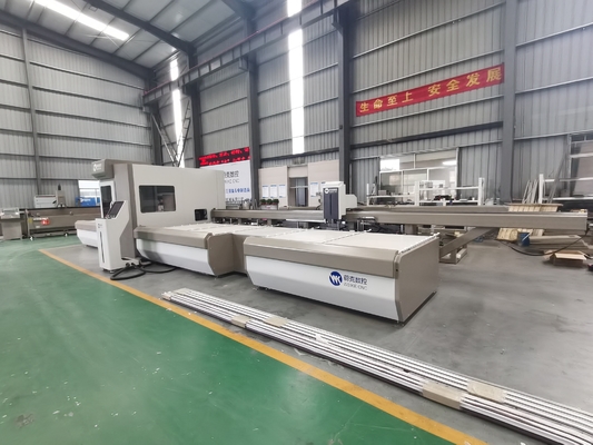 Centro de corte de PVC de alumínio CNC grande para ângulo de corte de 45 e 90 com carregamento e descarregamento automáticos