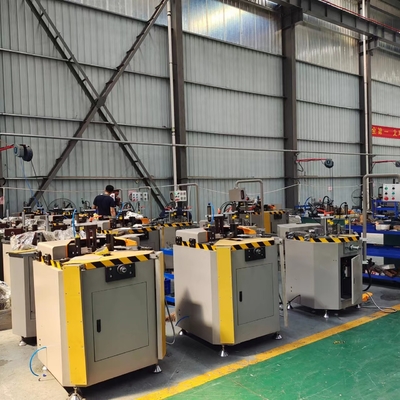 Máquina de enxaguamento de canto de 160 mm com enxaguamento pneumático para porta de janela de alumínio