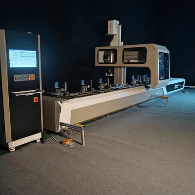 Centro de Processamento CNC de 4 eixos Centro de Processamento CNC de Alu com comprimento máximo de processamento de 7000 mm