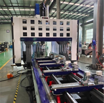 Centro de usinagem CNC de 5 eixos para perfis industriais de alumínio com 12 revistas de ferramentas para perfuração, fresagem e corte