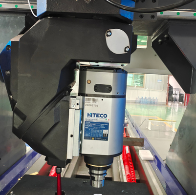 6500mm Tipo de pórtico vertical de 5 eixos Centro de usinagem CNC para processamento industrial de alumínio, cobre, PVC