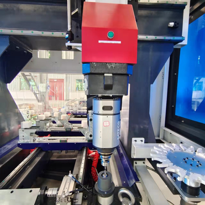 Máquinas CNC de 5 eixos Centro de usinagem CNC para venda