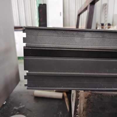 5 máquinas de trituração de alumínio do fim do perfil do Cnc da máquina de trituração do fim da linha central para a venda