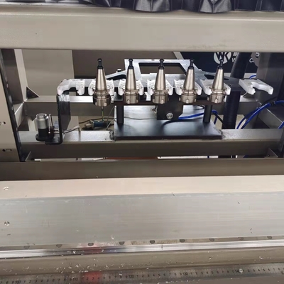 Máquina de abertura de janelas de alumínio para perfuração CNC